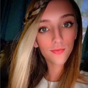 Meet your Posher, Jenna